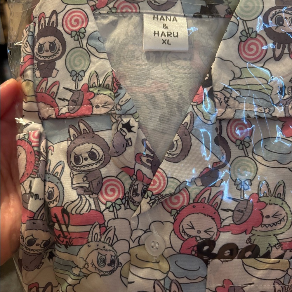 Labubu print Jammie set (shirt and shorts) Kids size 6-7